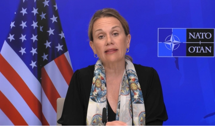 Американската амбасадорка во НАТО и се заблагодари на Македонија за одвојувањето два проценти од БДП за одбраната