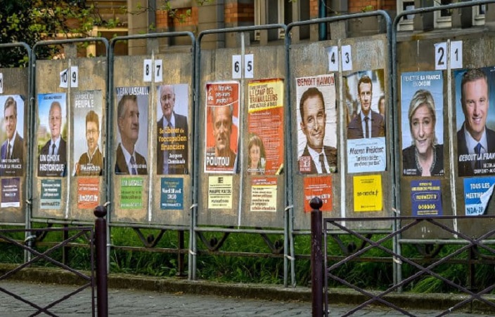 Во Франција се одржува првиот круг од вонредните парламентарни избори