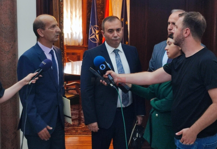 Камбовски и Лимани дадоа свечена изјава како нови членови на Судскиот совет, но не кажаа дали тој треба да се распушти