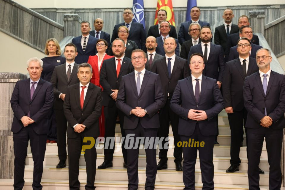 Составот на новата влада на ВМРО-ДПМНЕ, Вреди и Знам предводена од Мицкоски