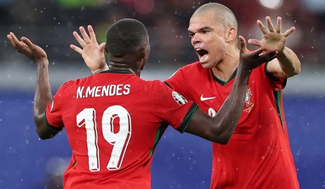 Португалија едвај до победа, Роналдо лут што не постигна гол