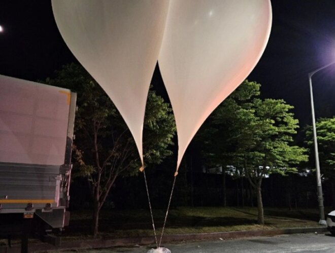 Северна Кореја повторно испрати балони со ѓубре во Јужна Кореја