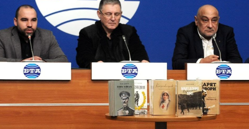 Над 2.000 деца од Македонија ќе добијат тетратки со ликови на бугарски владетели