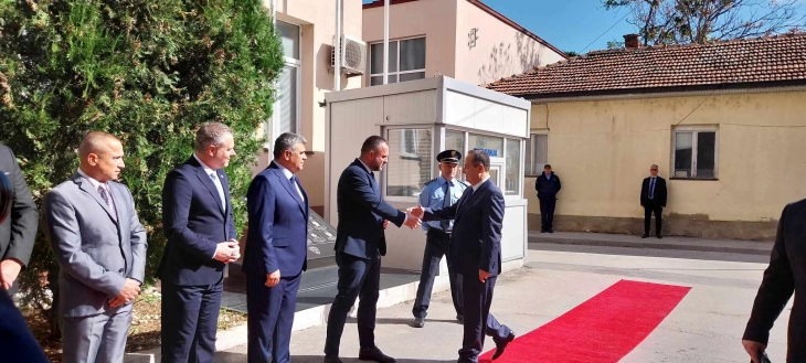 Тошковски – Дачиќ: Скопје и Белград ќе ја продлабочуваат соработката за намалување на метежот на граничните премини и справување со миграцијата