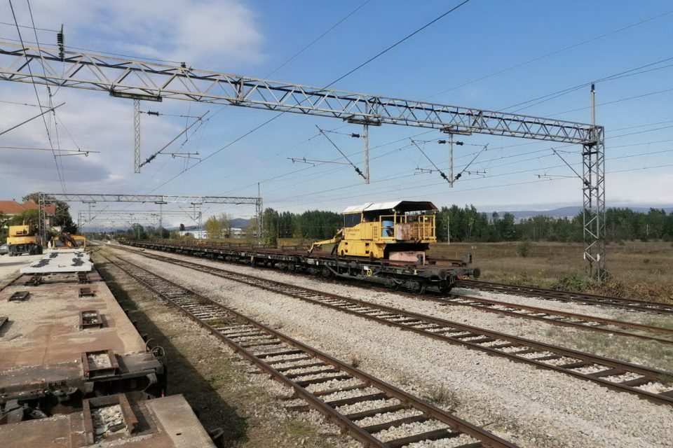 Србија напредува со  пругата кон Македонија