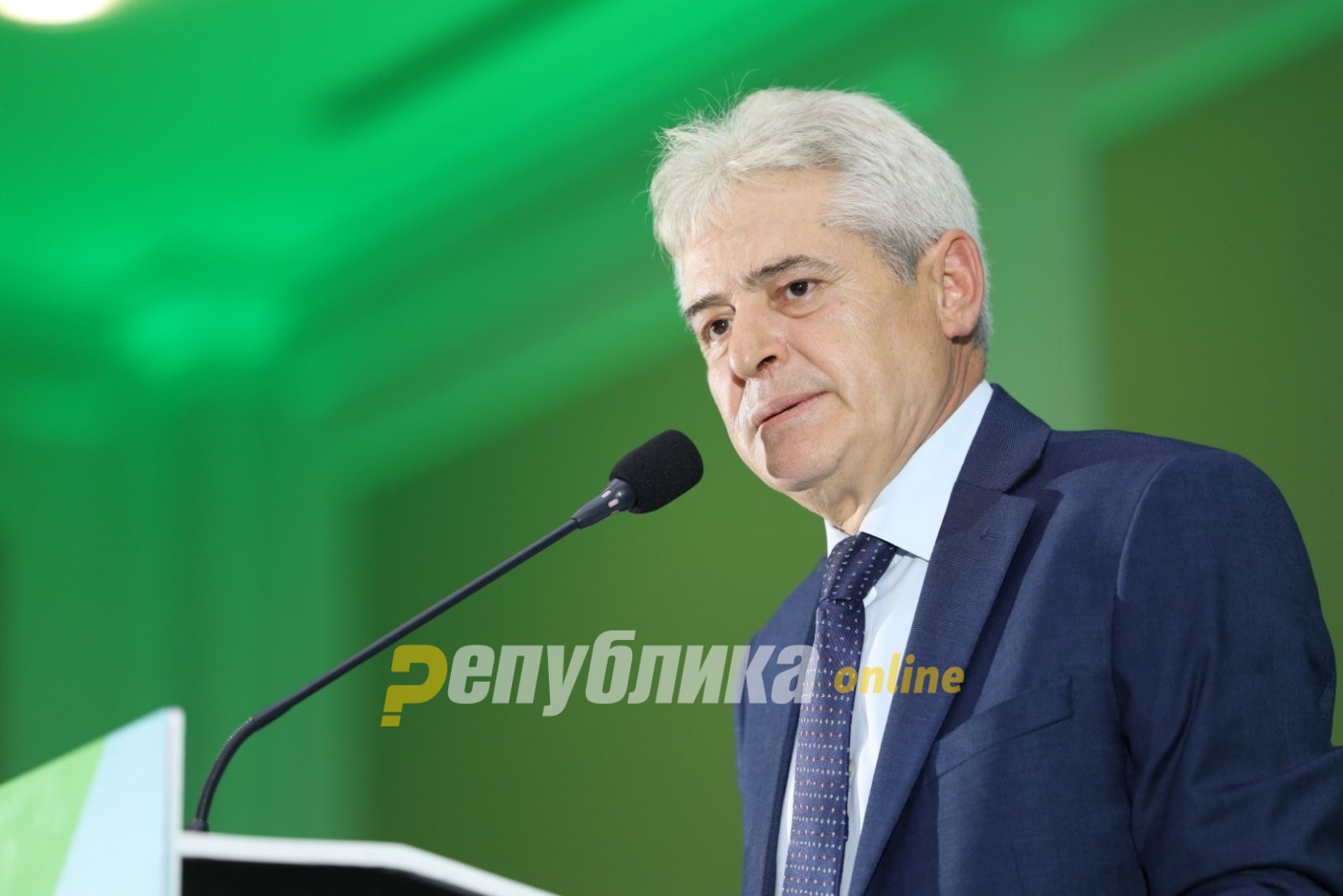 Ахмети со честитка за Денот на независноста
