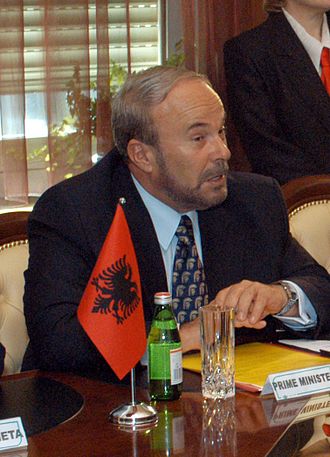 Почина Фатос Нано, поранешниот премиер на Албанија