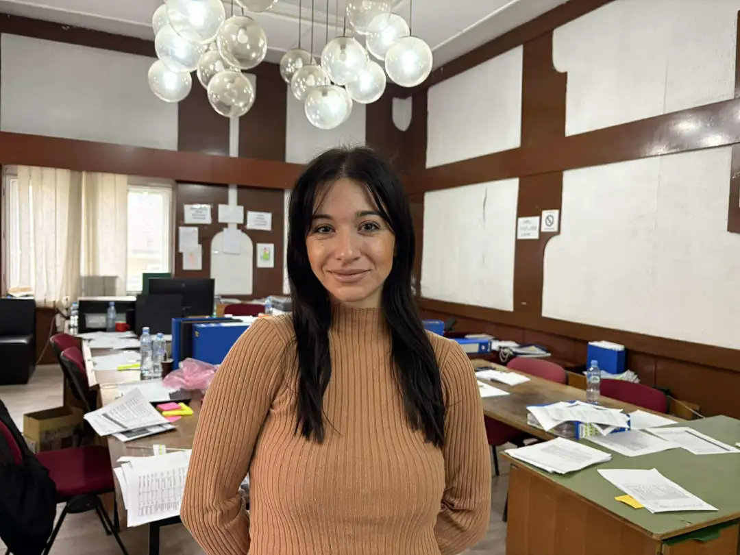 Ајше Демири, претседателката на ОИК Липково: Тековно се спроведува гласањето на болните и немоќните лица во Куманово, Липково и Старо Нагоричане