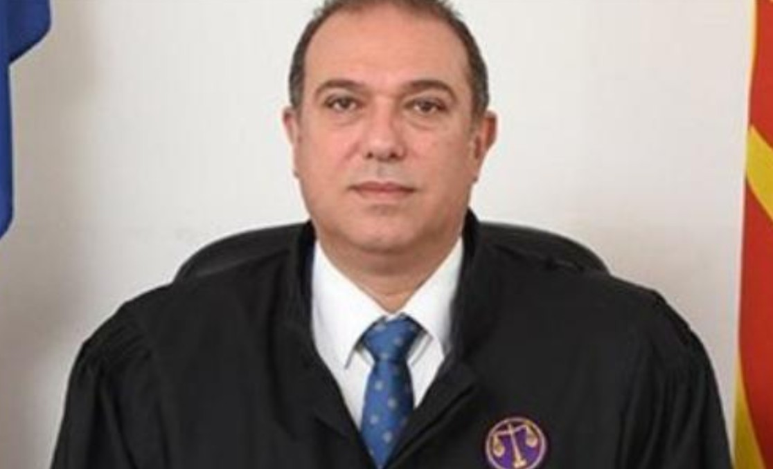 „Не сакав децата да знаат дека имам пари“, рекол таткото на судијата Ѓоко Ристов за еврата пронајдени во ѕидот на кујната
