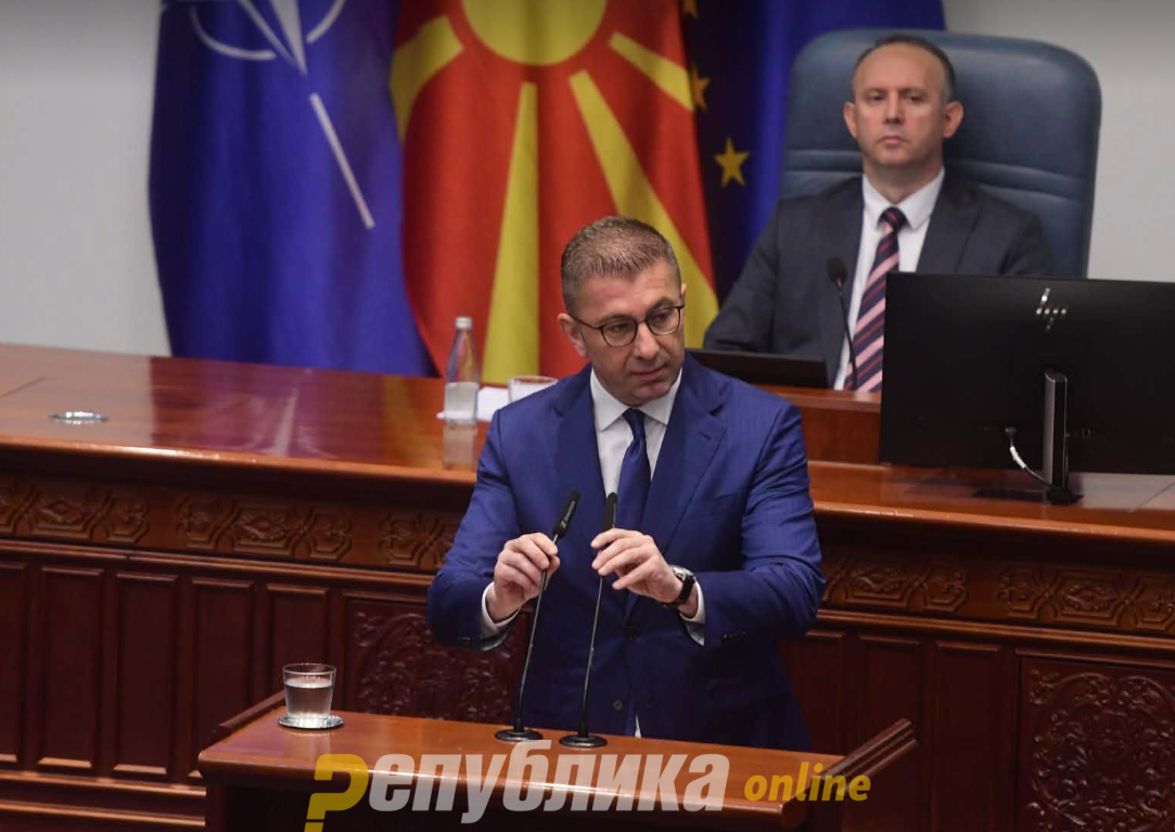 Мицкоски: Она што го прави Левица за Изборниот законик е театар за нивниот мал број гласачи