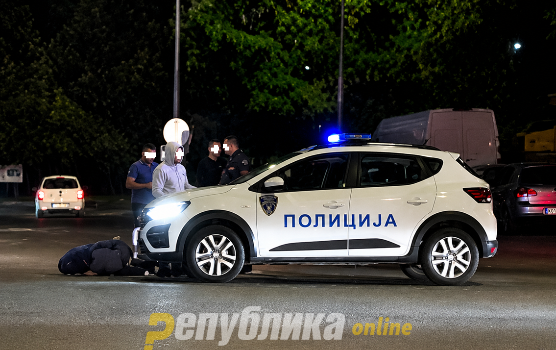 Пукање од возило сред Центар