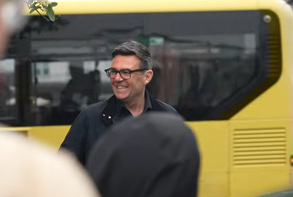 Новиот британски премиер го укина ДДВ-то на сметките за струја