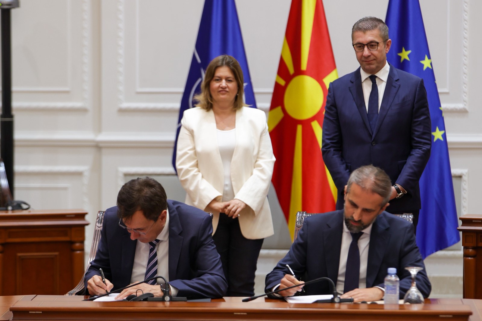 Интерконекторот со Србија ќе ја зајакне геостратешката позиција на Македонија, македонска компанија ќе ги изведува работите