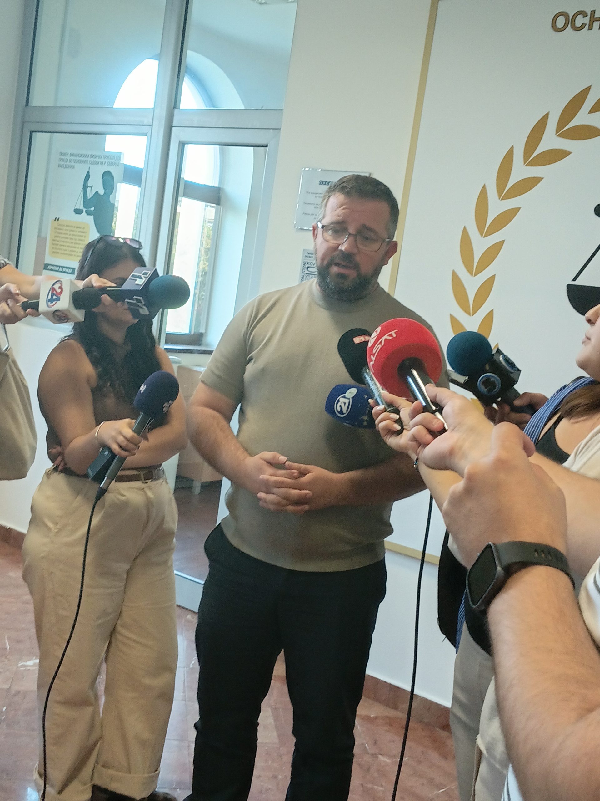 Еден од обвинетите не ја разбирал македонската граматика, рочиштето се одложи