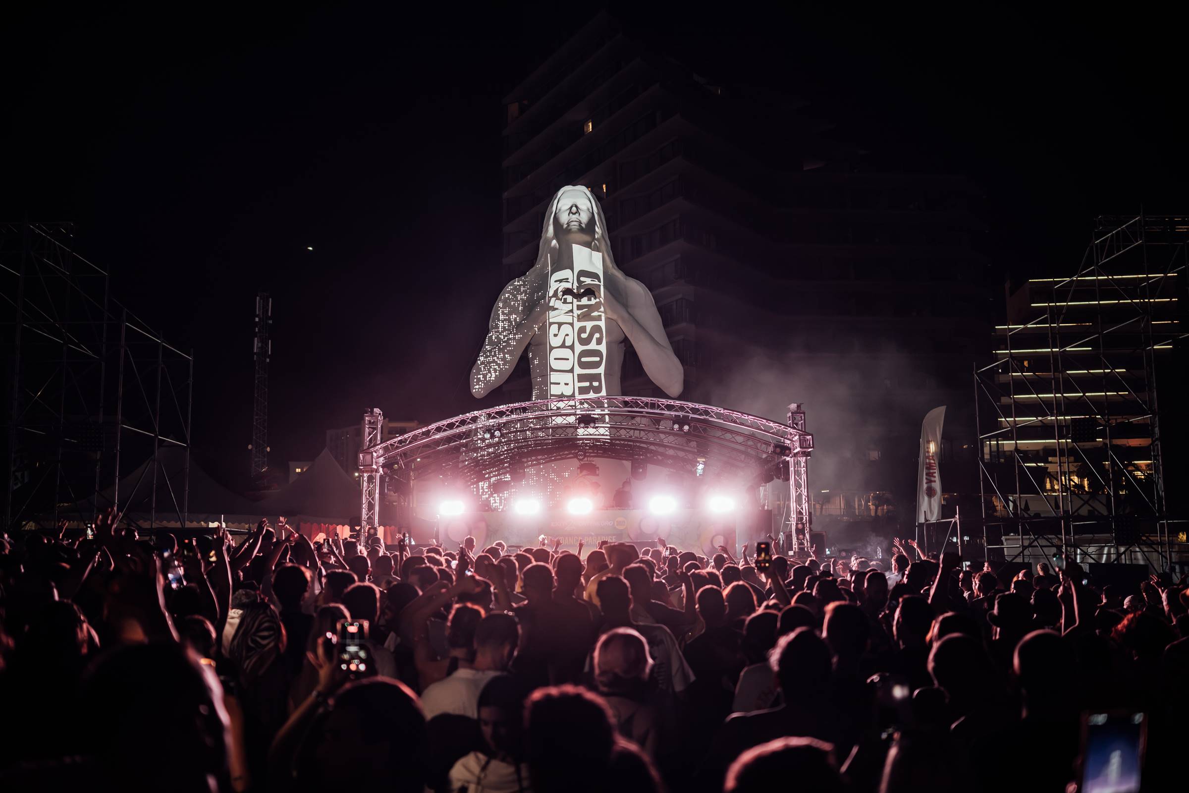 Sea Dance за историско финале на летото: 93.000 посетители за три ноќи ја претворија Будва во врвна светска фестивалска дестинација