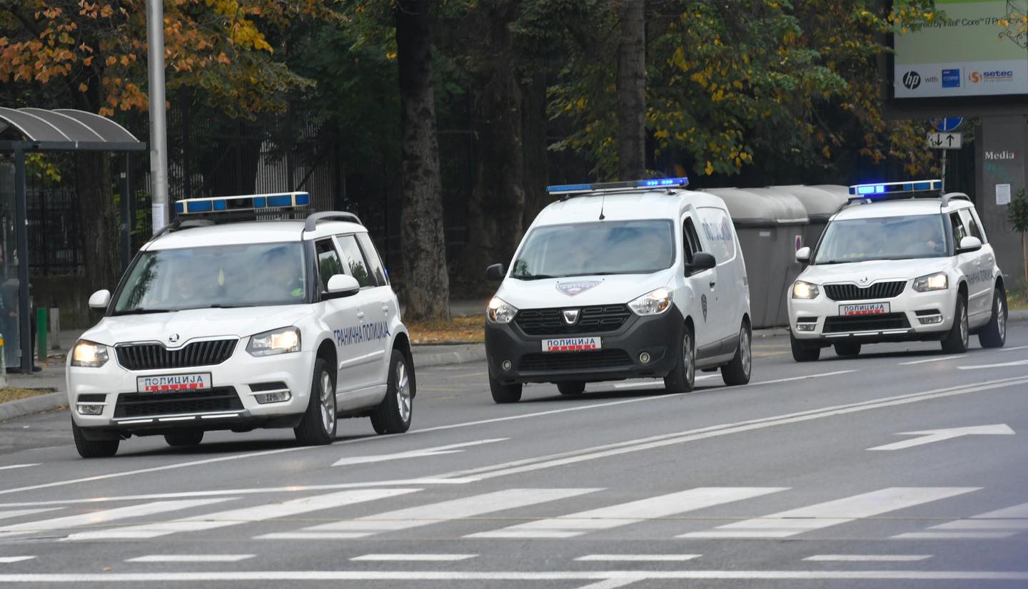 Во тек е операцијата „Филтер“: Падна организирана група за шверц на цигари, Царинската управа врши претреси на над 20 локации
