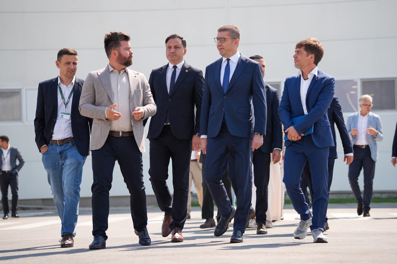 Мицкоски: Компанијата ВИК ја проширува инвестицијата во Прилеп, предвидени нови 300 вработувања