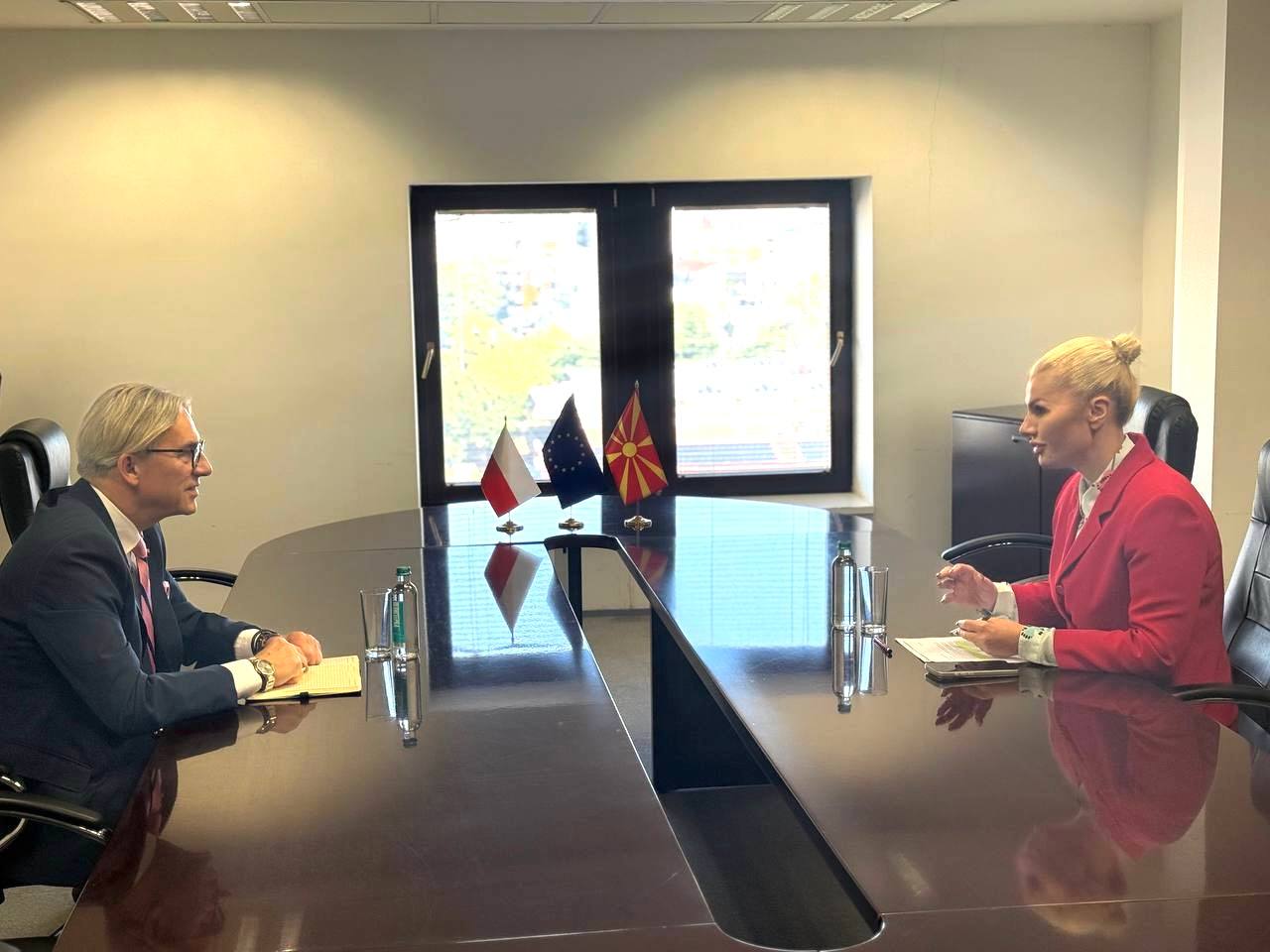 Трајков се сретна со полскиот амбасадор: Фокус на разговорите – реформската агенда